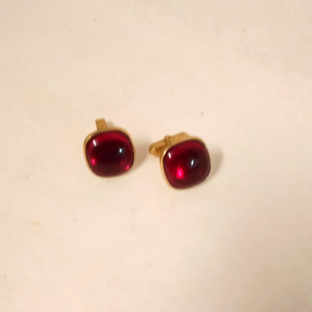 Vintage Cufflinks, Ruby Red , Gold Tone Square